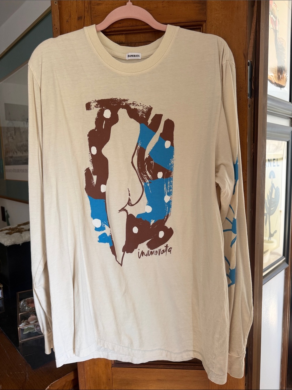 iNAMORATA Cream Long Sleeve Tee with Blue and Brown Graphic